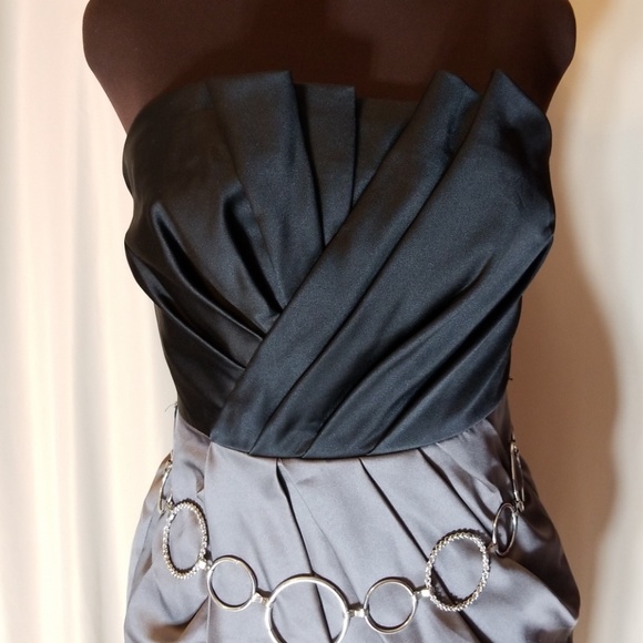 White by Vera Wang - Picture 2 of 8